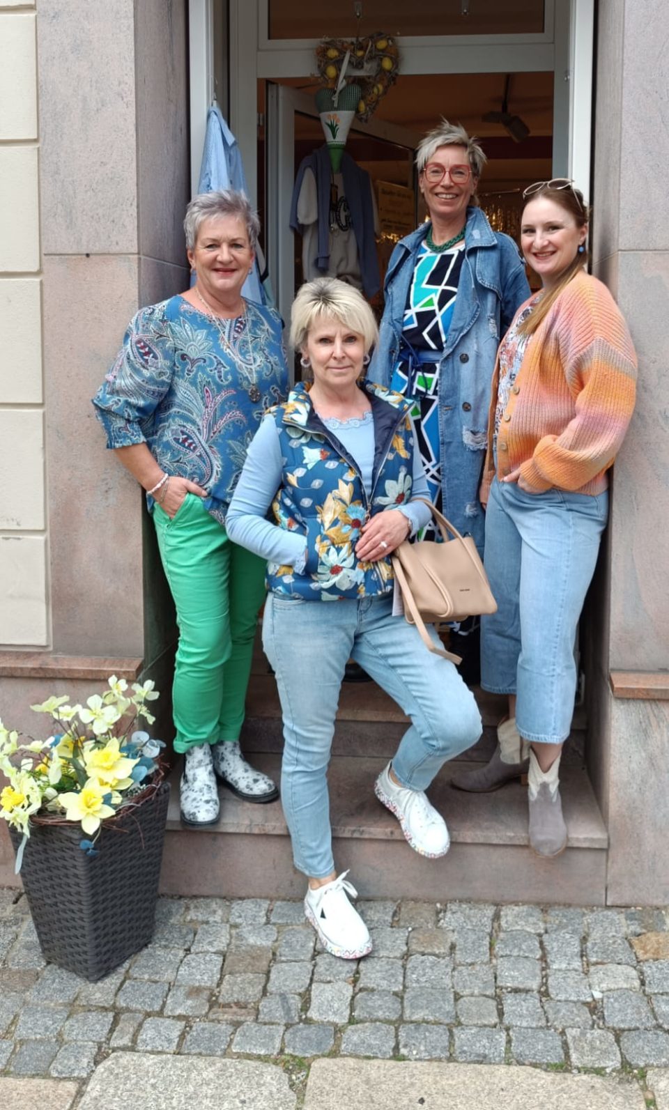 Fresh Mix by Yvette Team